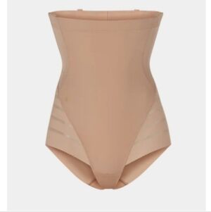 NWT Honeylove Queen Brief Sculptwear Sand - L